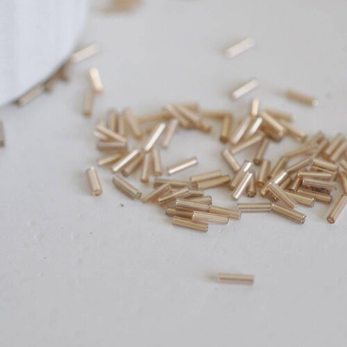 Perles rocaille tube rose champagne metallisé 6mm x 2mm, x10gr (g2459)