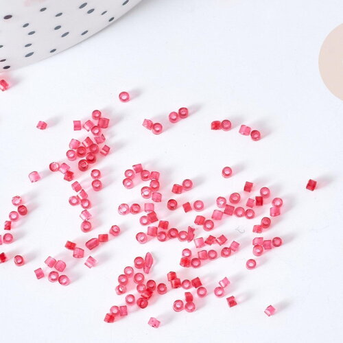 Perles tube rouge effet givré, x1 sachet de 8g (g8133)
