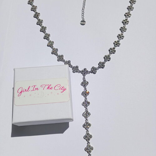 Collier lasso argenté scintillant . collier y acier inoxydable trèfles | bjou femme - idée cadeau