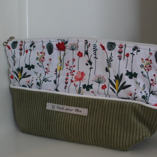 Trousse matelassée en velours côtelé kaki et tissu fleuri