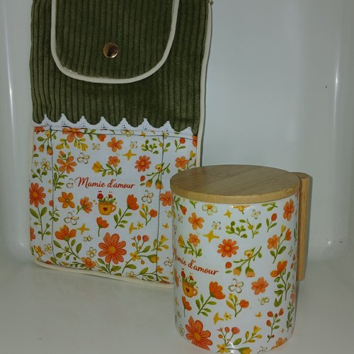 Pochette livre & mug assorti "mamie d'amour" - fait main