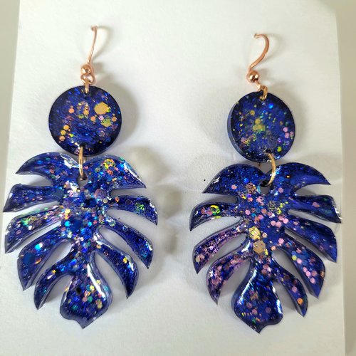 Boucles monstera marines violet paillettes roses
