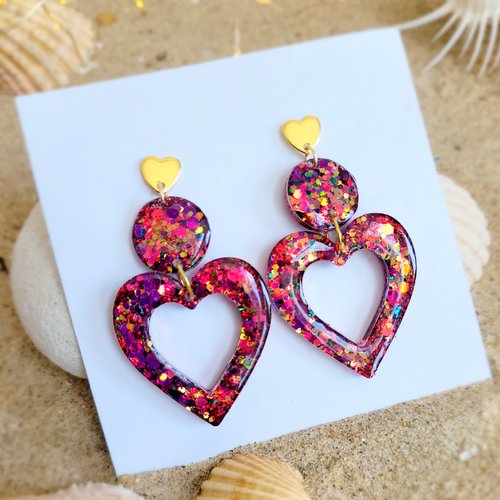 Boucles d oreille pendante resine et paillettes forme coeur