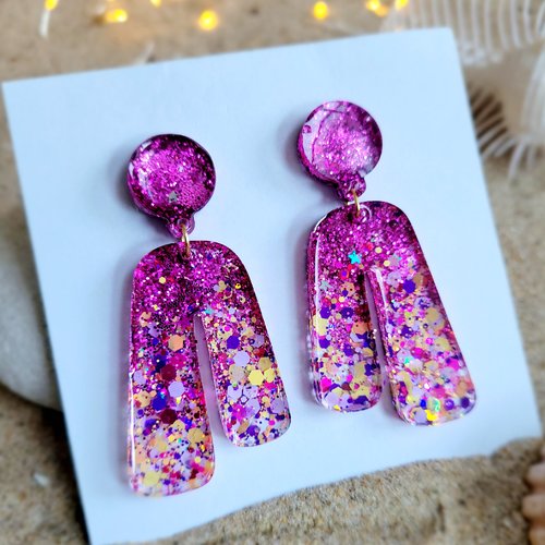 Boucles forme asymetrique pendante paillettes multicolores