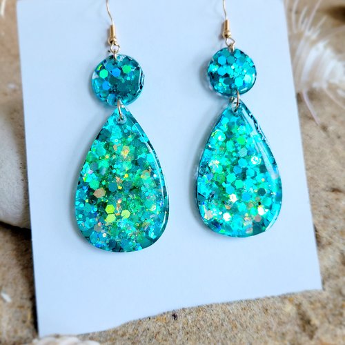 Boucles pendantes gouttes turquoises vertes et phosphorescentes