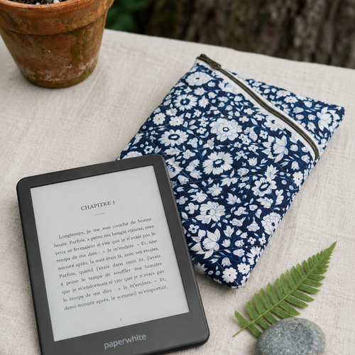 Housse liseuse kindle ou kobo, pochette livre de poche 18x22 cm matelassée fait main, étui protection fermeture éclair,  protège livre t