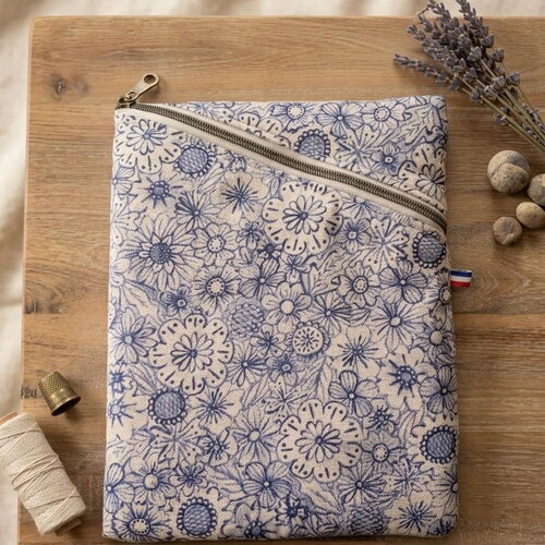 Pochette livre et tablette 23x29 cm fait main | housse livre broché, ipad et tablette | fermeture éclair cousue en biais création artisan