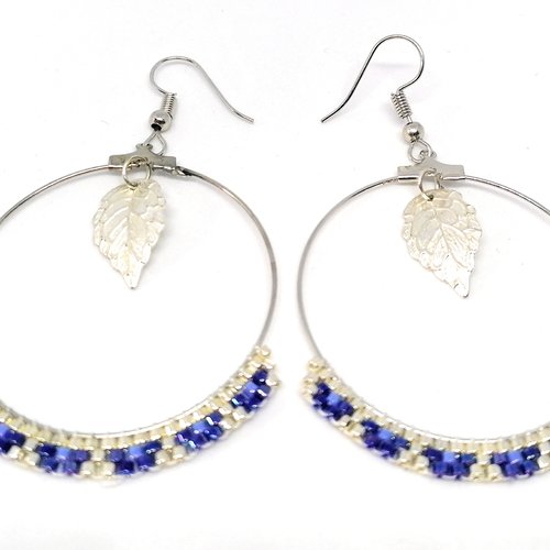 Boucles d'oreilles créoles argentées perles feuilles et miyuki argenté/bleu