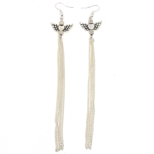 Boucles d'oreilles pendantes argentées - chaînes et cœurs ailés