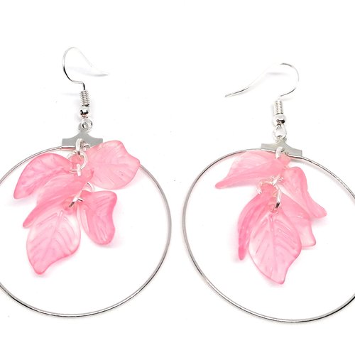 Boucles d'oreilles créoles argentées - grappe de perles feuilles rose clair