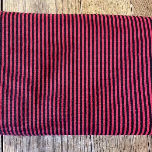 Grand tissu lainage, laine, rayures rouges noirs, coupon - 165 cm x 250