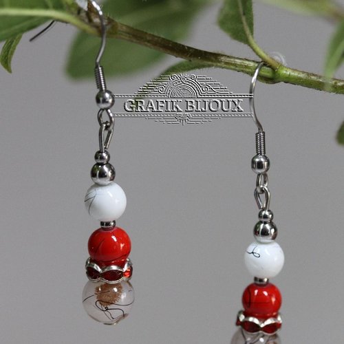 Boucles d'oreilles pendantes avec perles en verre et acier inoxydable