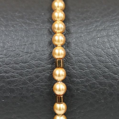 Bracelet jonc cubes miyuki, perles en verre nacrées et acier inoxydable
