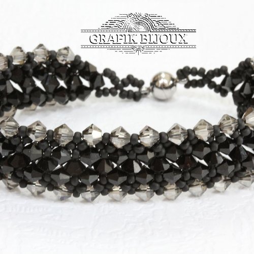 Bracelet avec perles en cristal autrichien, rocailles miyuki et acier inoxydable