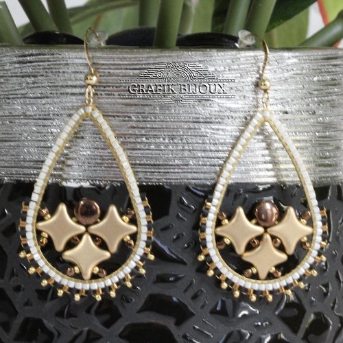 Boucles d'oreilles gouttes avec perles star bead, miyuki, cristal autrichien et plaqué or