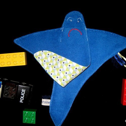 Doudou Plat Etiquettes 1er Age Personnalisable Pantin Bleu Doudou Bebe Modele Unique Jeux Et Jouets Jouets Bebe Jeunes Enfants Un Grand Marche