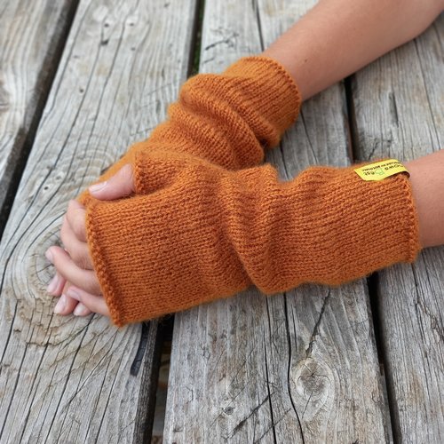 Mitaines tricotées en orange courge, moufles en mohair, gants extra longs