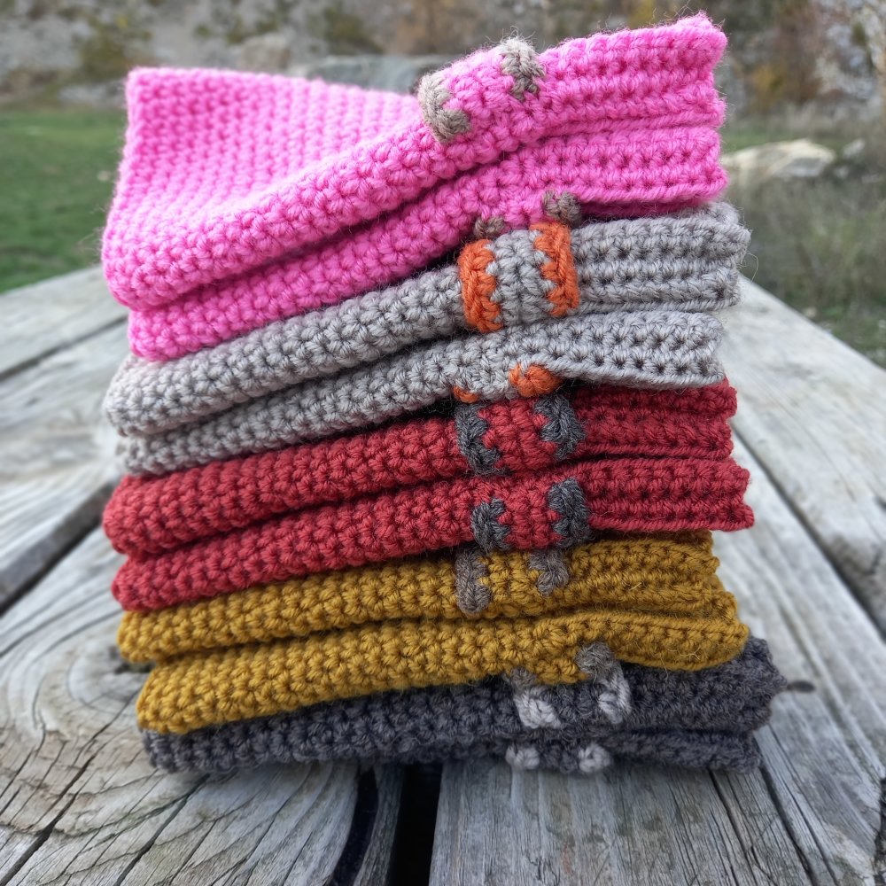 Gants tricotées en laine, mitaines courtes en orange brique, moufles de  femme et fille - Un grand marché