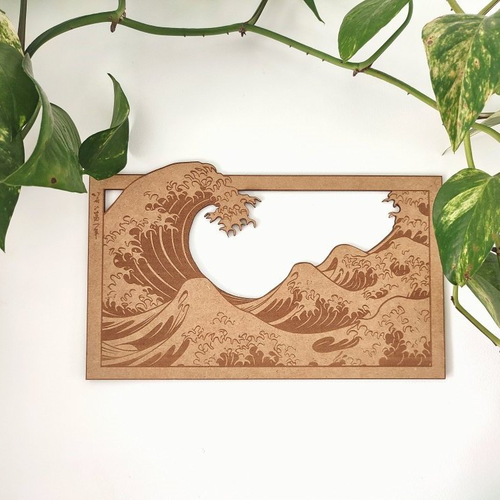 Cadre décoratif en bois : la grande vague de kanagawa
