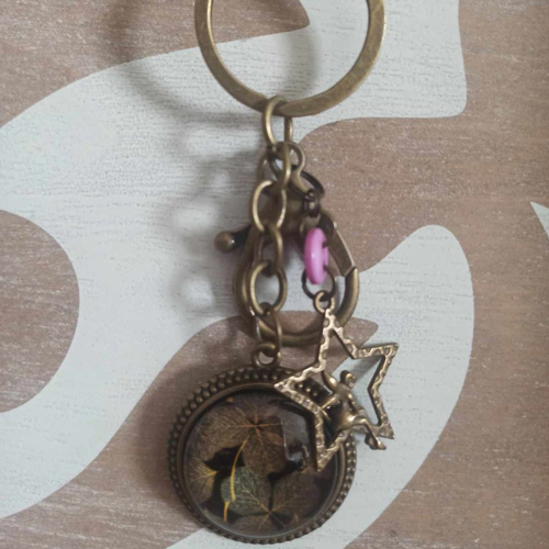 Porte clefs trefle à 4 feuilles fée mousqueton anneau bronze breloque vintage collection