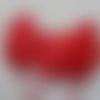 12 petites feuilles decoratives rouges, en tissu satine rigide