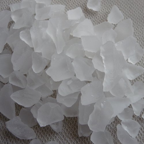 100 g melange morceaux verre  blanc transparent  aspect givre,  pour decorations et arts plastiques