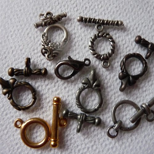 7 fermoirs toggles metal argente et dore - formes  variees