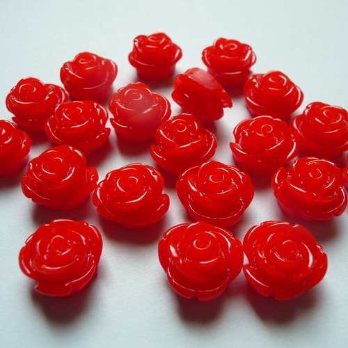 10 cabochons fleurs en résine, couleur rouge - bijoux, customisation, couture, ...