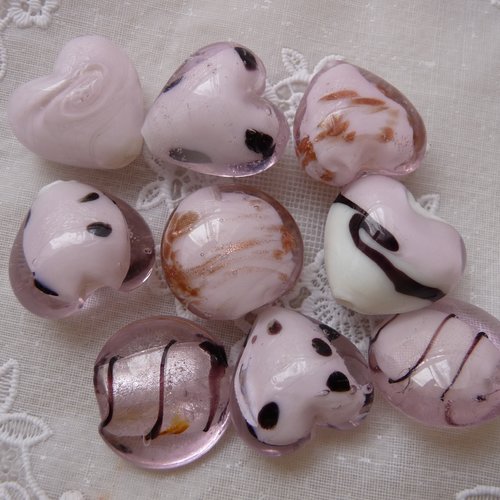 9 perles en verre style murano lampwork, formes coeur et palets,  couleur rose - 2 ème choix