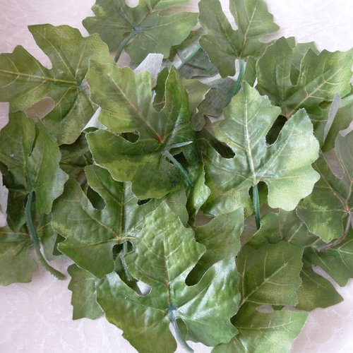 10 feuilles en tissu plastifié, couleur verte, 8 cm x 8 cm - arts plastiques - home deco