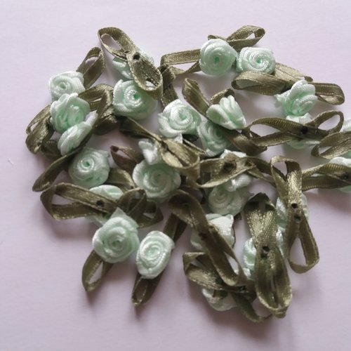 25 petites fleurs en satin, couleur vert pâle - couture, customisation, scrapbooking, mariage, loisirs créatifs