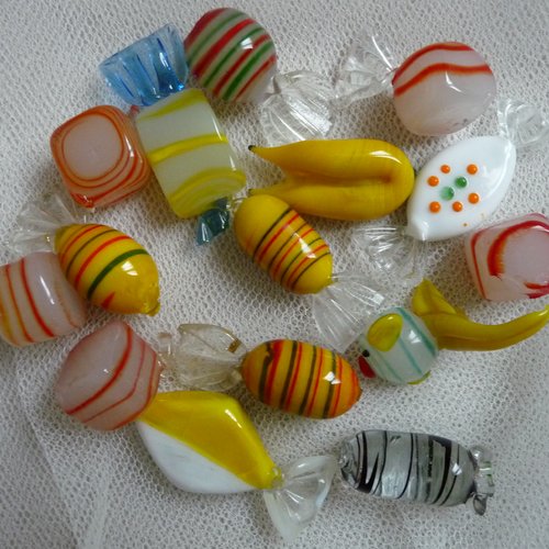 Babioles de verre (bonbons murano cassés), verre coloré, pour arts plastiques, projets créatifs divers