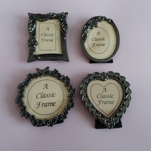 Ensemble de 4 mini-cadres en métal gris foncé métallisé, décorés