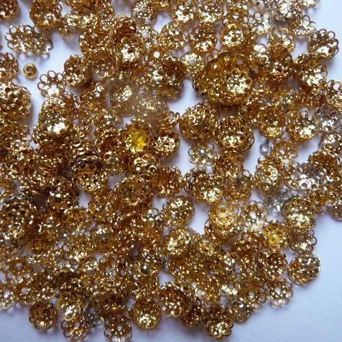 300 petites calottes coupelles filigranées, en métal doré - diamètre  5 mm - apprêts, fournitures bijoux, créations diy
