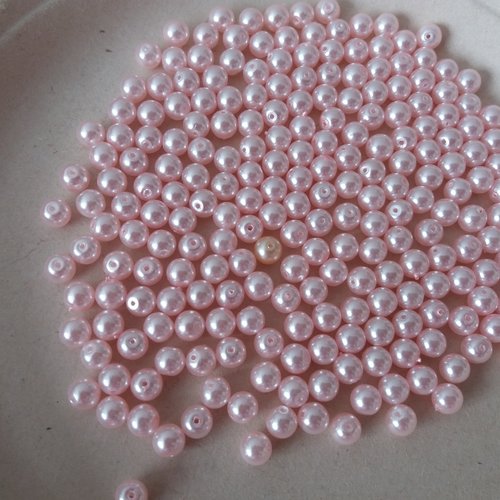 Destockage : 300 jolies perles nacrées rondes 5 mm - couleur rose