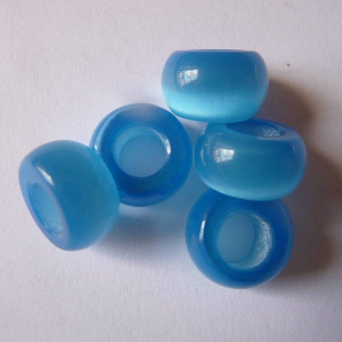 Perles bleues - 5 perles en verre "oeil de chat" couleur bleue, forme donut 