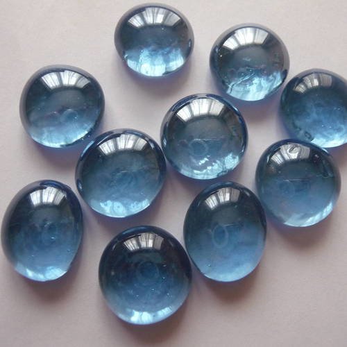 10 cabochons en verre, fond plat, couleur bleu clair irise 