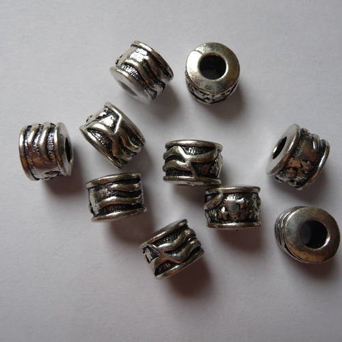 Ensemble de 10 perles en metal argente style pandora 