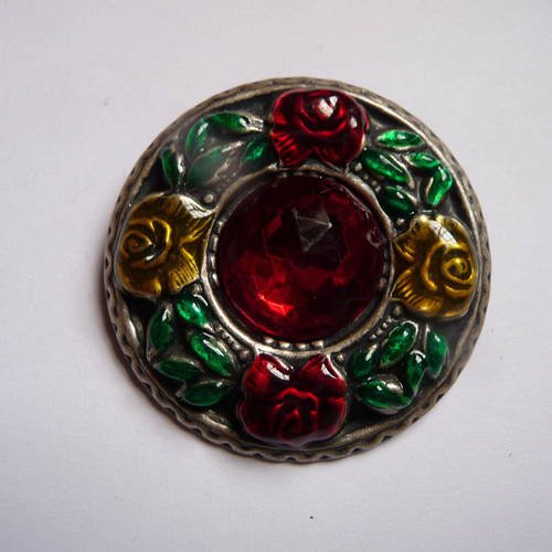 Broche ronde style retro en metal argente vieilli, cabochon  rouge  - broche vintage - kitch - 