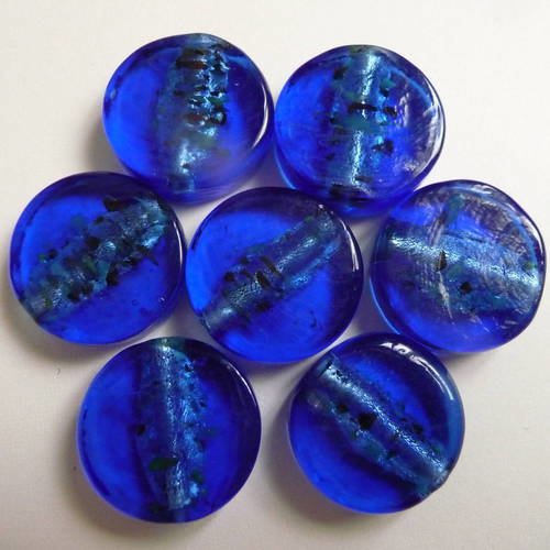 Perles bleues - 7 perles en verre bleu, forme palet, feuille argent 