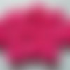 10 cabochons fleurs  roses en resine couleur rose bonbon 