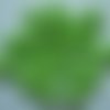 10 cabochons fleurs roses en resine couleur vert pomme 
