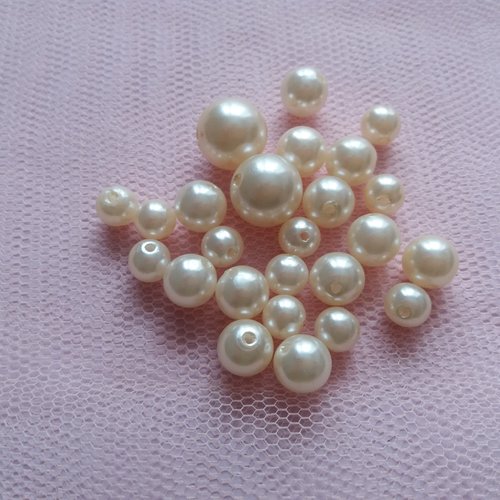 Perles nacrées ivoire - petit mélange pour bijoux, customisation, couture, ...