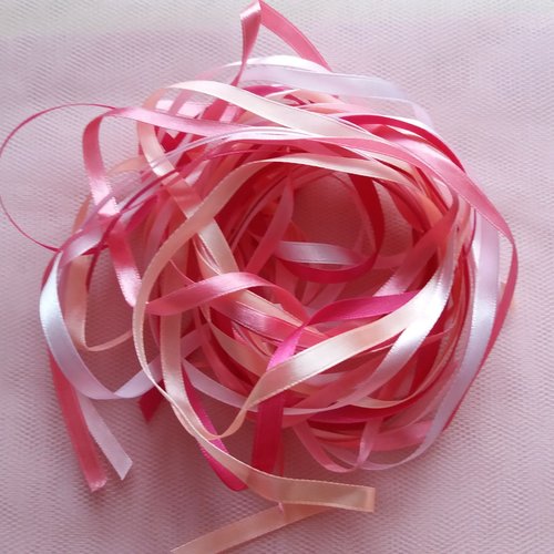 Mélange de rubans satin, tons rose, rose pâle, blanc, pour vos créations textiles, broderie, couture, customisation