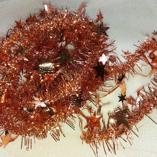 Guirlande noël dorée avec franges et étoiles - 2 m de longueur - idéales pour fêtes, décorations intérieures, embellissements, ...