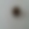 Grosse perle cylindrique en verre marron mordoré - créations bijoux