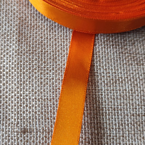 1 mètre de ruban satin 12 mm orange