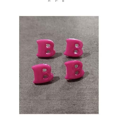 Lot de 4 boutons à anneaux lettre b