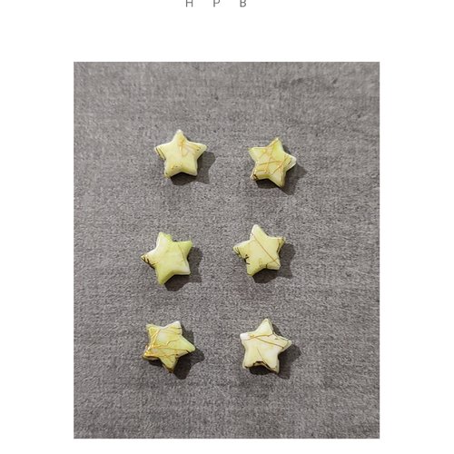 Lot de 6 perles acryliques étoiles