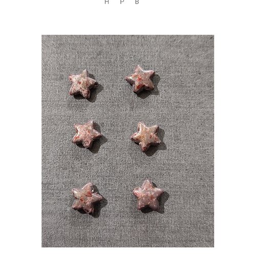 Lot de 6 perles acryliques étoiles